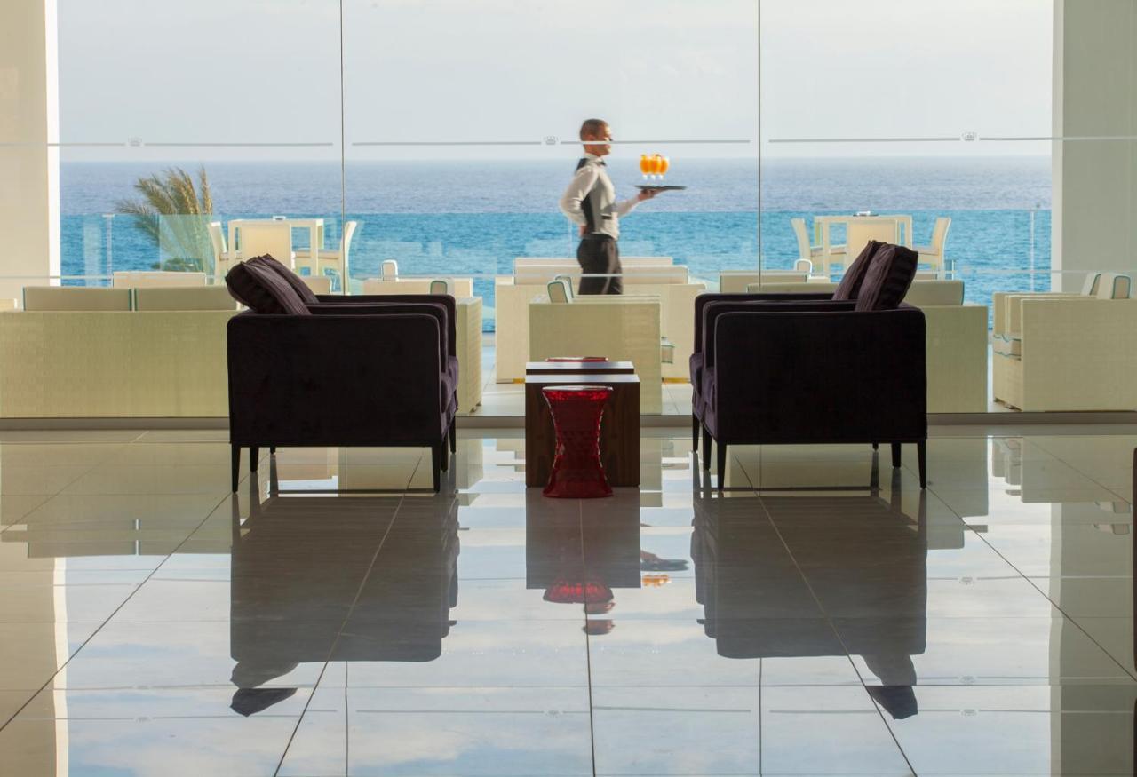 King Evelthon Beach Hotel & Resort Klorakas 외부 사진 The lobby