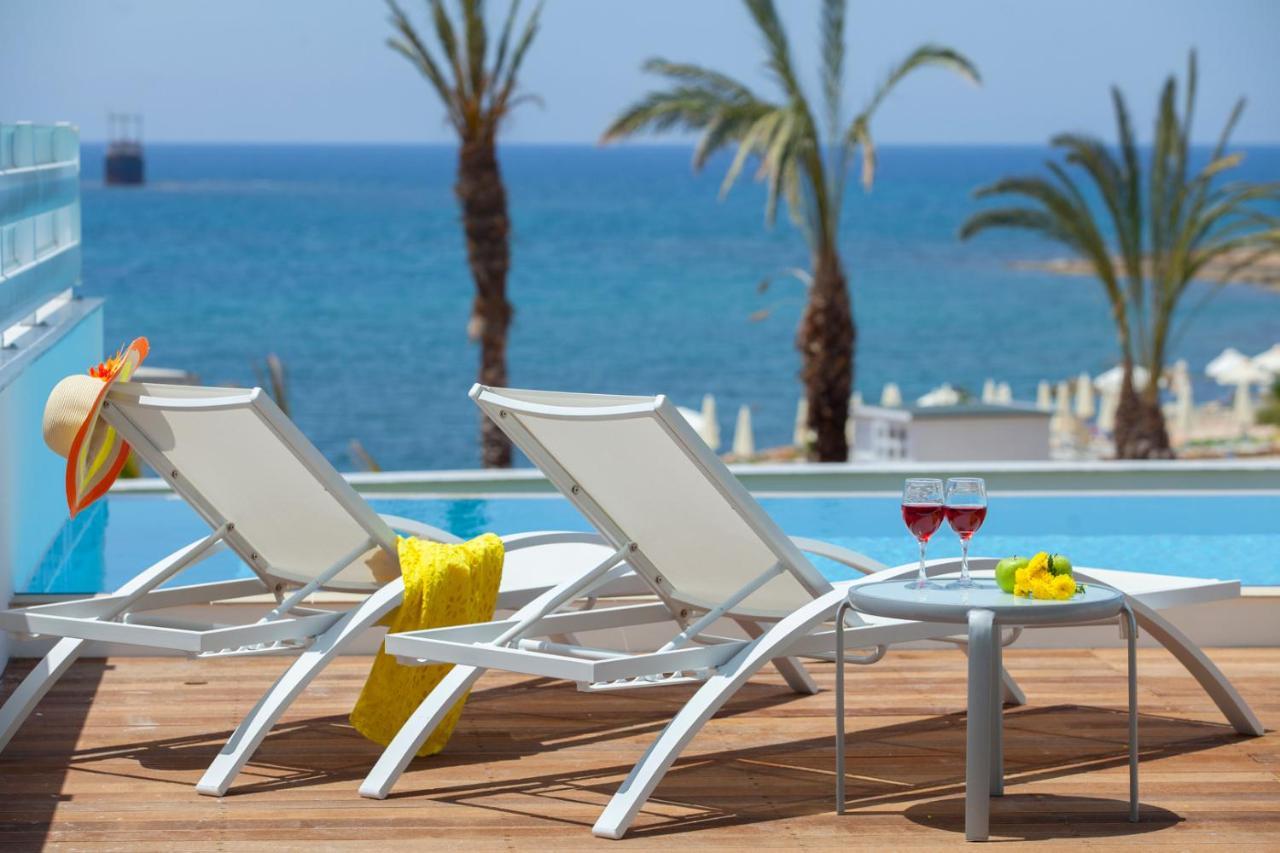 King Evelthon Beach Hotel & Resort Klorakas 외부 사진